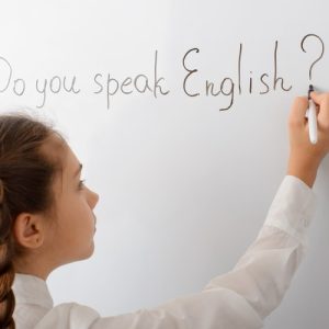 O inglês que atravessa a sala de aula